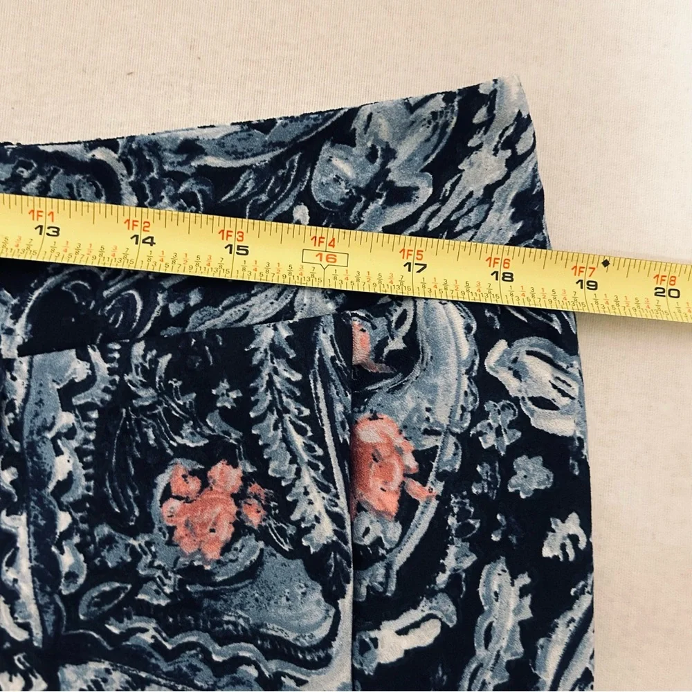 Torrid‎ Women Blue Paisley Print Pleated Short Size 2X